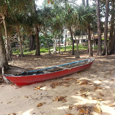 Thelifeco Wellbeing Phuket Detox Center And Vegan Hotel - Sha Plus Nai Thon Beach Exterior photo