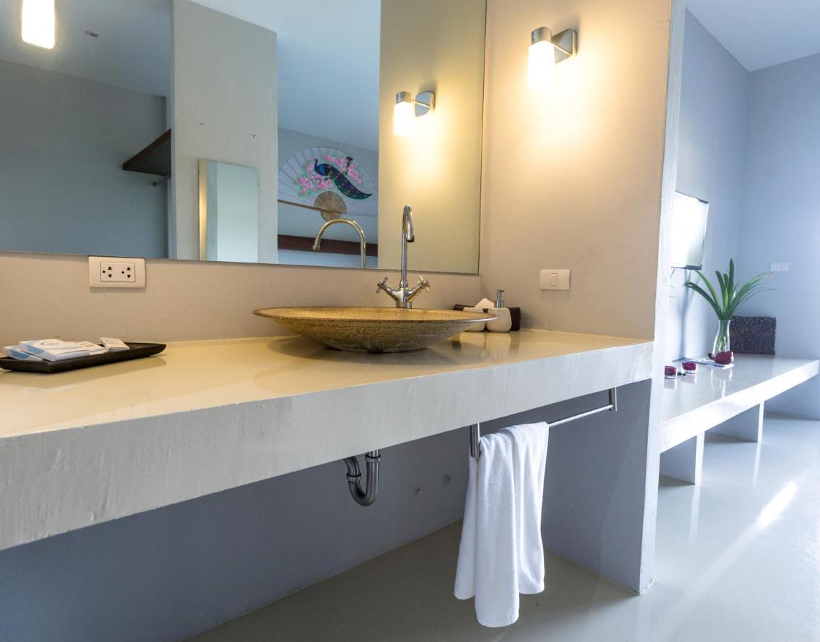Thelifeco Wellbeing Phuket Detox Center And Vegan Hotel - Sha Plus Nai Thon Beach Exterior photo